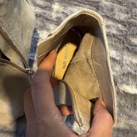 Booties - Picture 4 of 4